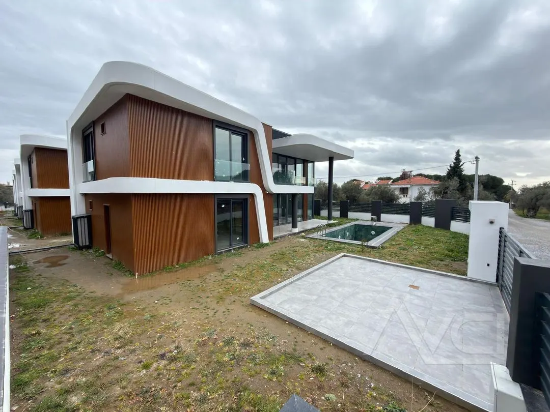 AVCI’DAN 150M2 TABANLI TAM MÜSTAKİL HAVUZLU VİLLA