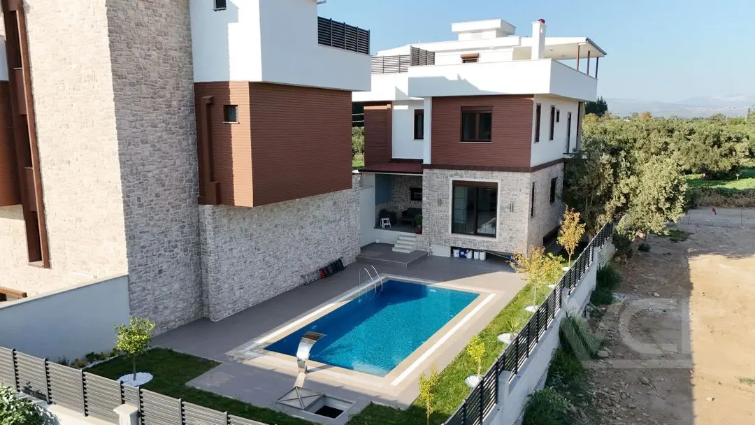 AVCI’DAN ASANSÖRLÜ MÜSTAKİL HAVUZLU SAUNALI LÜKS VİLLA