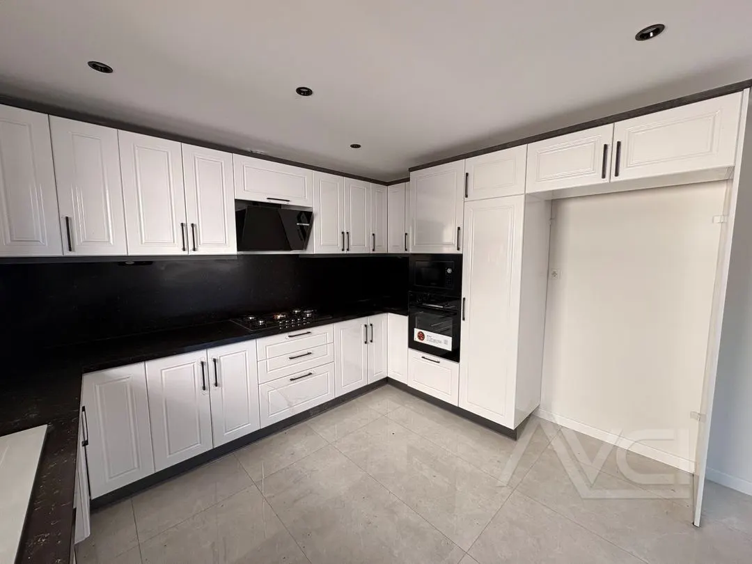 AVCI’DAN GÜREDE MÜSTAKİL 5+2 GİRİŞTE ODALI 300M2 OTURUMLU VİLLA