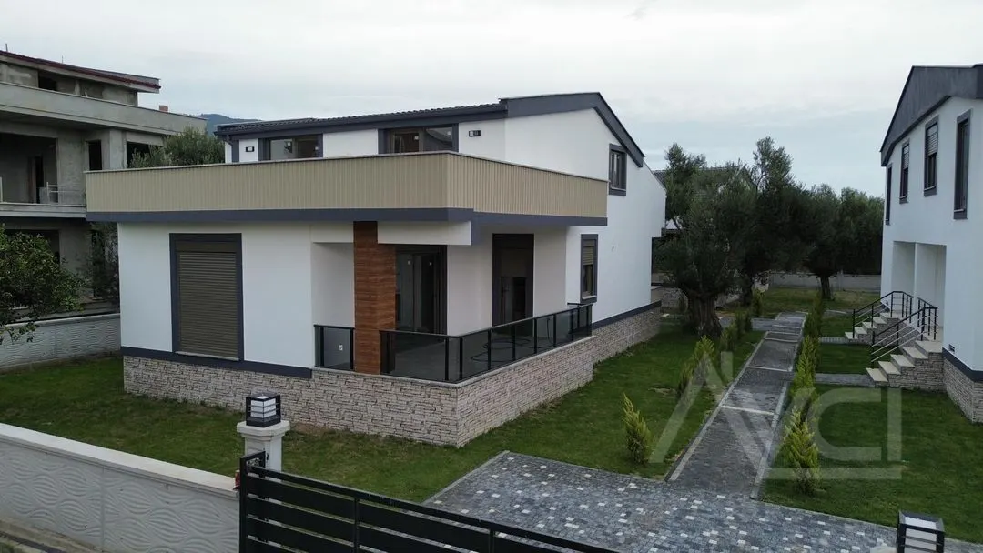 AVCI’DAN DENİZE 50 MT MÜSTAKİL HAVUZLU DENİZ MANZARALI VİLLA