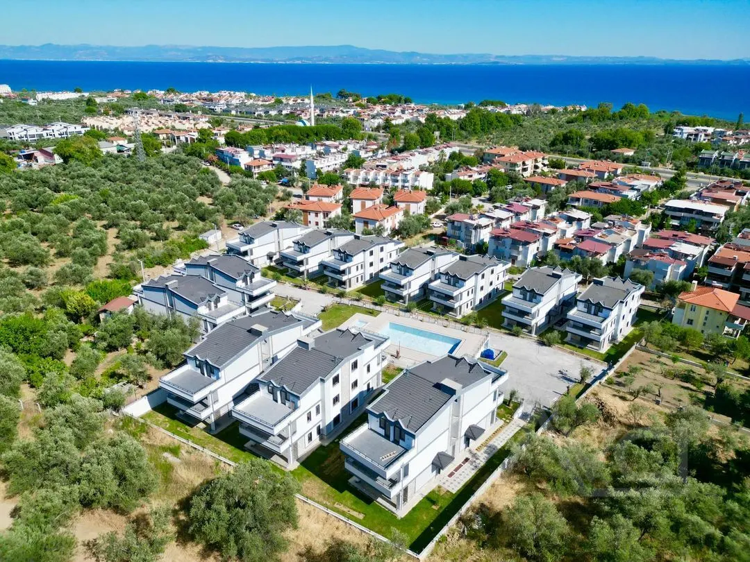 AVCI’DAN DENİZE 300MT HAVUZLU GÜVENLİKLİ GİRİŞTE ODALI 6+1
