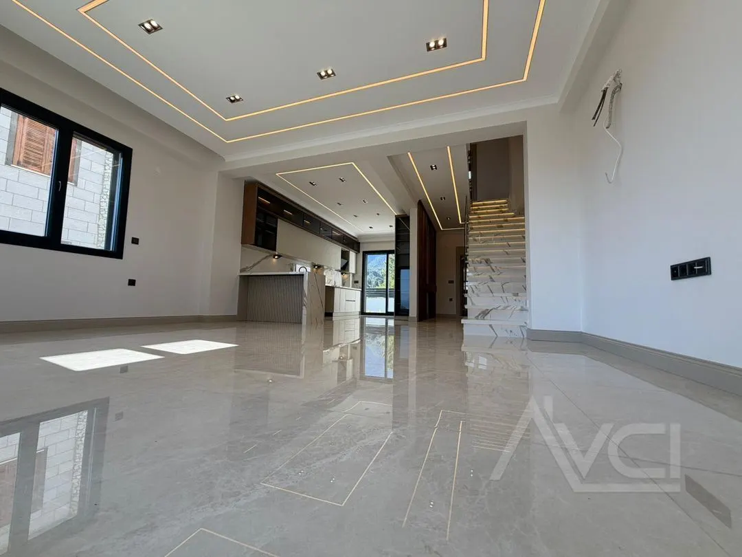 AVCI’DAN FUL DENİZ MANZARALI TAM MÜSTAKİL KAR BEYAZI SATIŞTA