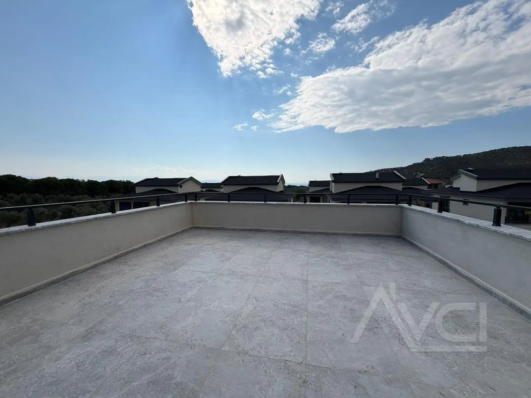 AVCI’DAN 400 M2 ARSA İÇİNDE 5+1 LOFT HAVUZLU VİLLA