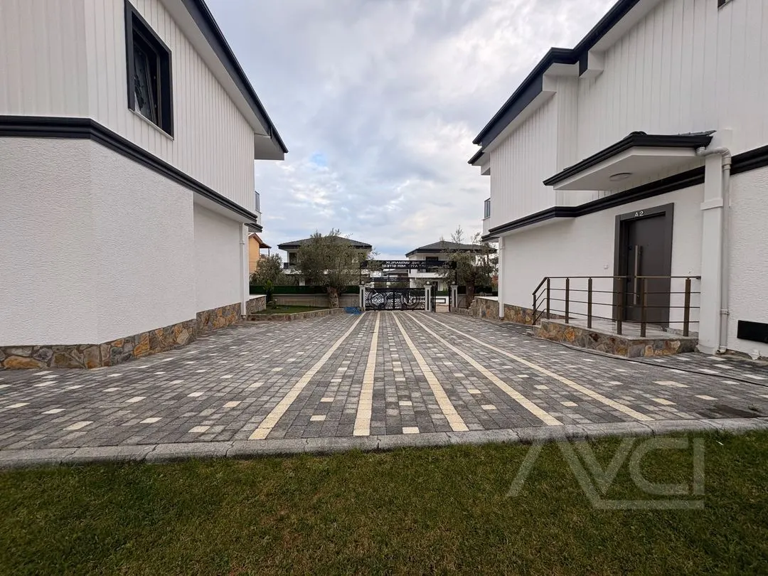 AVCI’DAN KÜÇÜKKUYUDA 3+1  İkiz