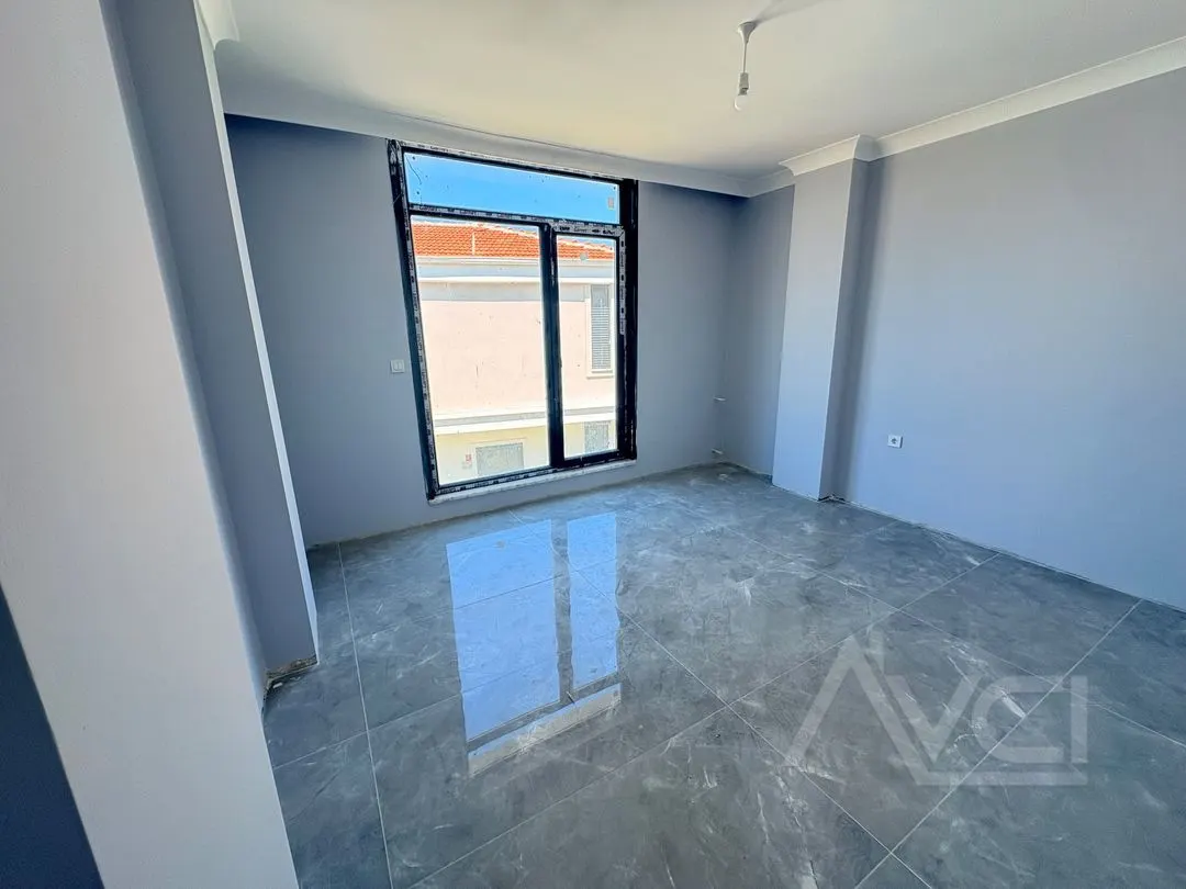 AVCI’DAN DENİZ MANZARALI MÜSTAKİL AYRI MUTFAKLI 3+1 VİLLA