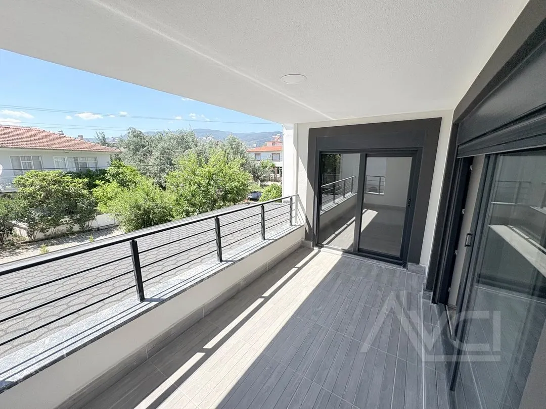AVCI’DAN DENİZE 10 MT DENİZ MANZARALI 5+1 VİLLA