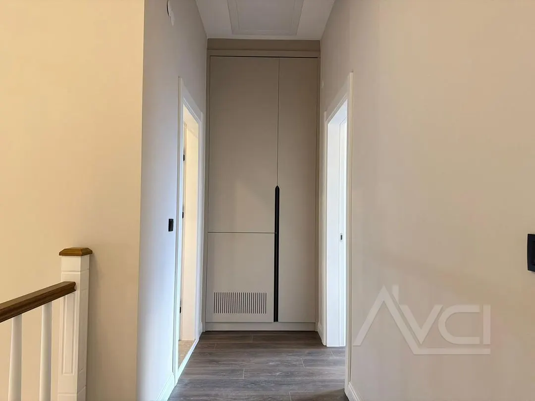 AVCI’DAN FENER’DE 400M2 ARSA GİRİŞ ODALI MÜSTAKİL HAVUZLU VİLLA