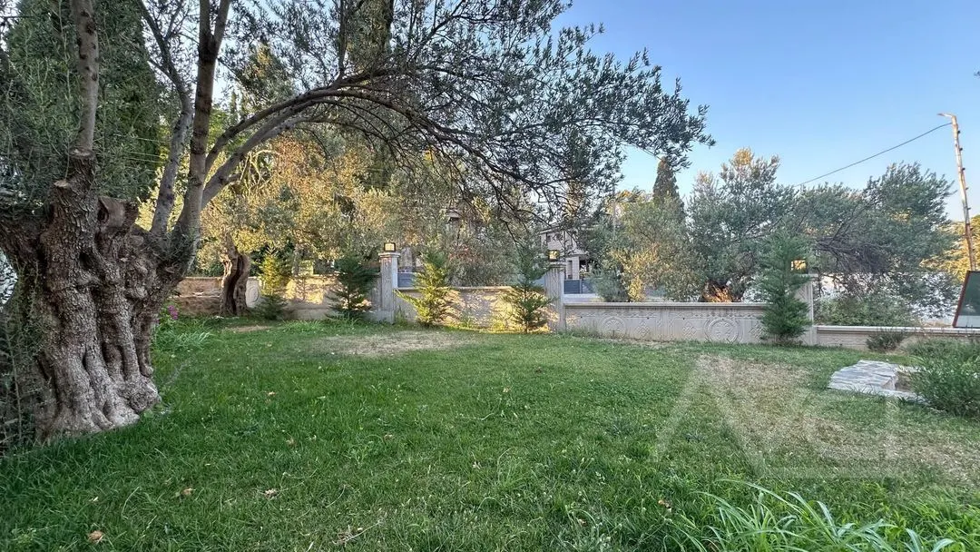 GÜREDE TAM MÜSTAKİL 350M2 ARSALI 7+1 VİLLA
