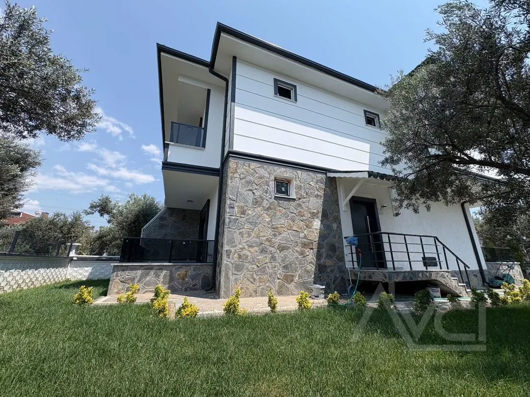 AVCI’DAN İKİZ VİLLA AYRI MUTFAK AYRI GİRİŞ AYRI OTOPARK 3+1