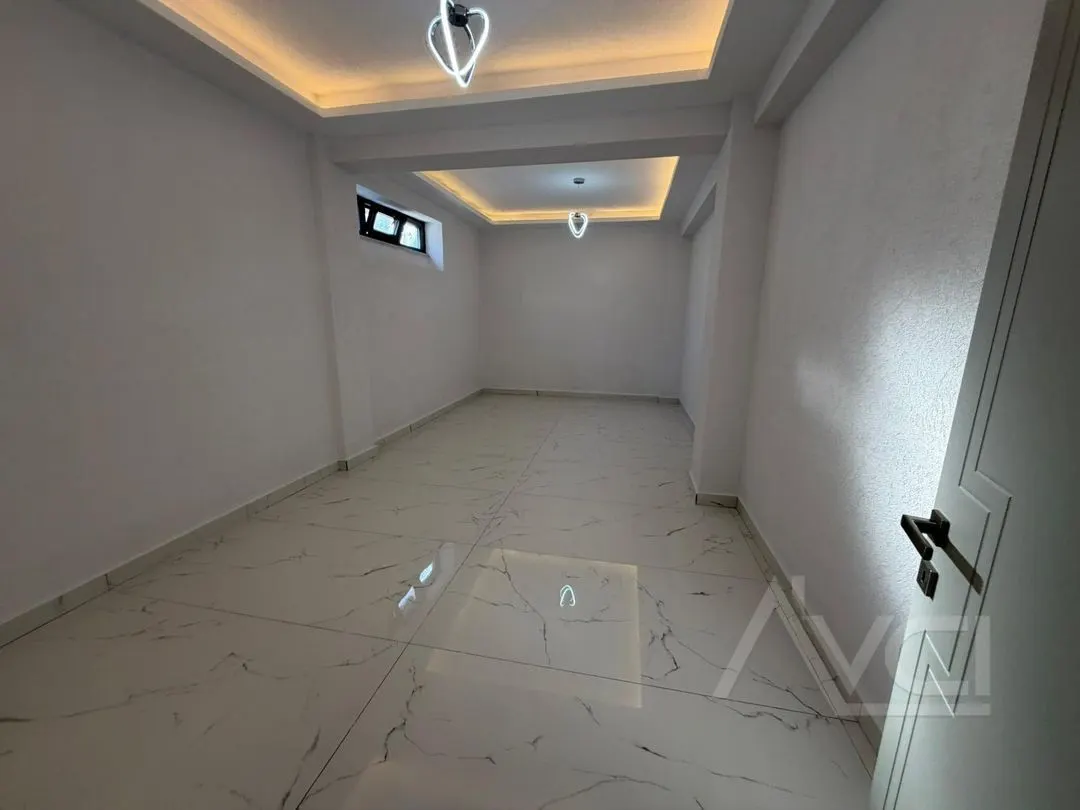AVCI’DAN 700 M2 ARSA 6+1 GİRİŞ ODALI MÜSTAKİL HAVUZLU VİLLA