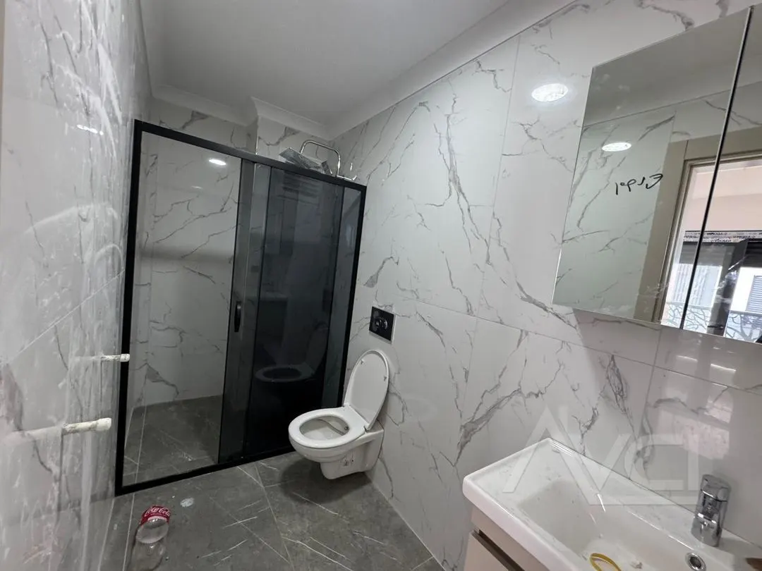 AVCI’DAN BAHÇELİ VE LÜKS TASARIMLI SIFIR 4+1 VİLLA