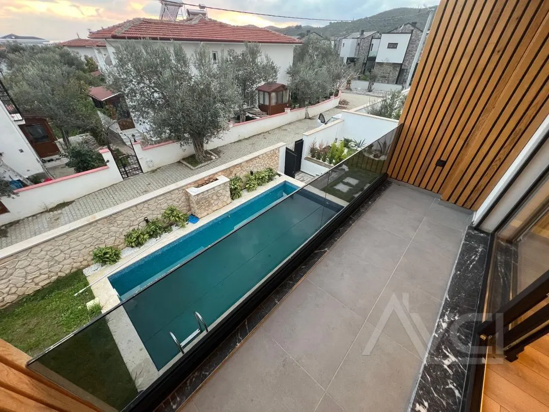 AVCI’DAN OTELLER BÖLGESİ 350 M2 ARSALI MÜSTAKİL HAVUZLU 5+1