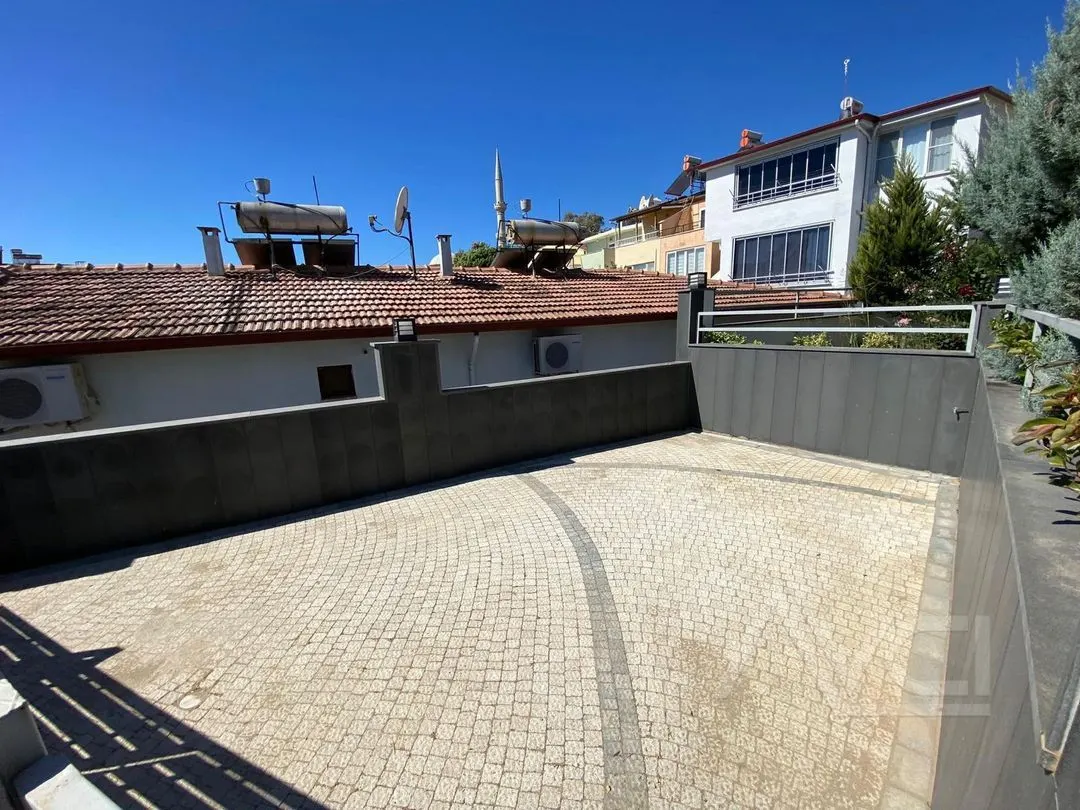 AVCI’DAN DENİZE 50 MT TAM MÜSTAKİL DENİZ MANZ 4+1 VİLLA