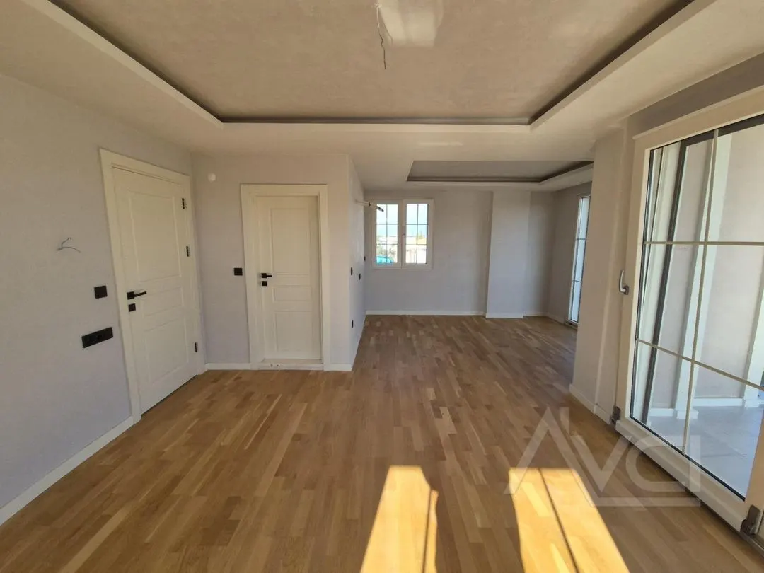 AVCI’DAN CUNDA’DA DENİZE 50MT 400M2 ARSALI MÜSTAKİL VİLLA