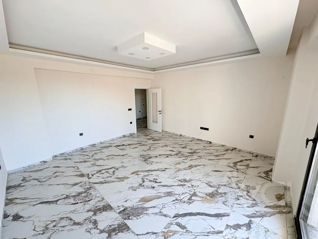 AVCI’DAN NARLI’DA KÖY İÇERİSİNDE 3 KATLI  6+1