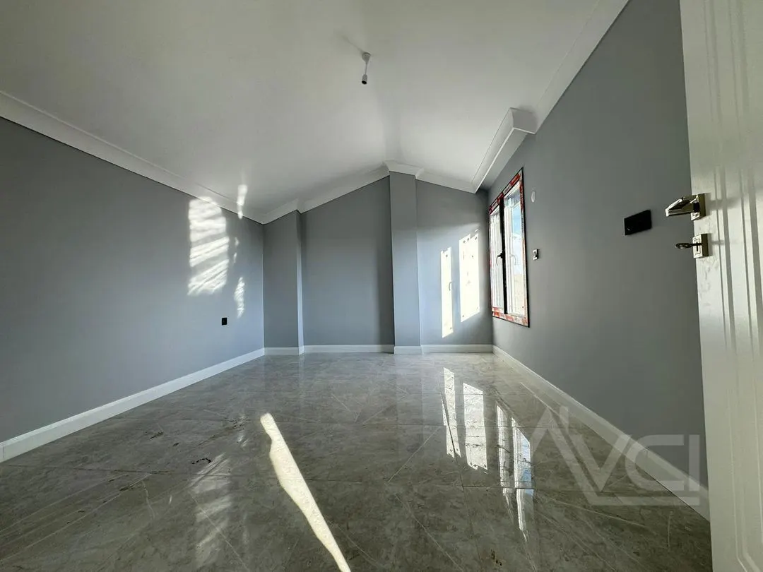 AVCI’DAN 400 M2 ARSA İÇİNDE 5+1 LOFT HAVUZLU VİLLA