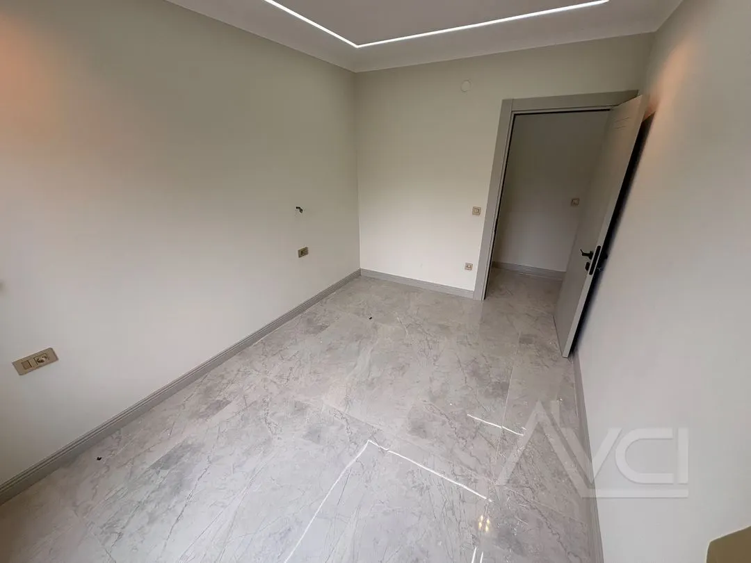 AVCI’DAN KÜÇÜKKUYUDA AYRI MUTFAK 2+1 DAİRE