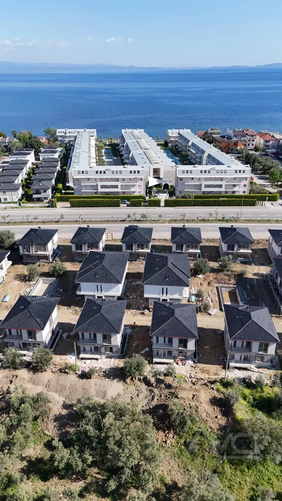 AVCI-YALI ADATEPE DENİZE 100MT HAVUZLU 6,000M2 İÇİNDE 4+1 VİLLA