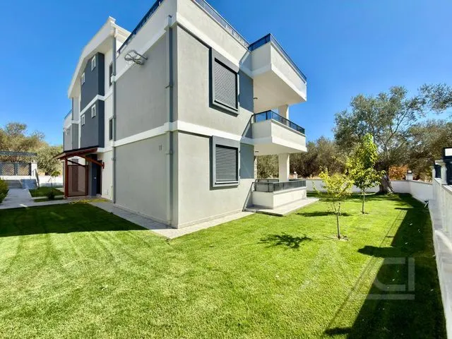 AVCI’DAN ALTINOLUK’TA 270M2 NET ÇOK GENİŞ 4+1 DENİZ MANZARALI