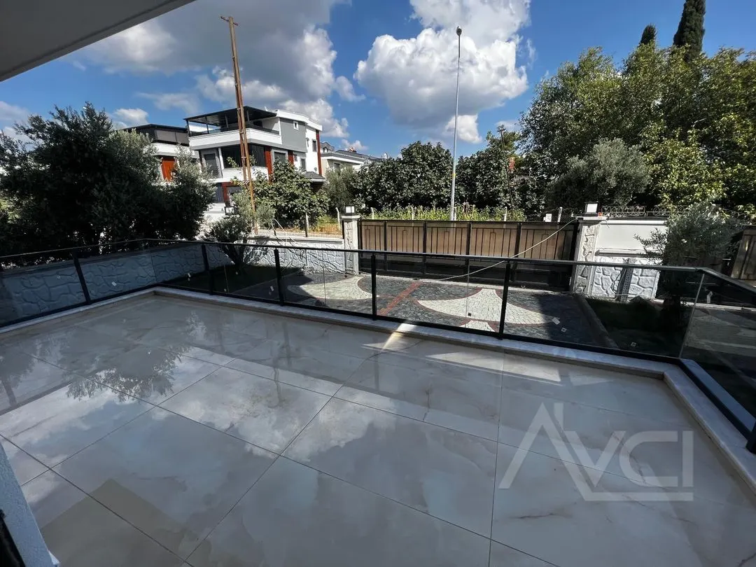 AVCI’DAN GÜRE’DE 4+1 TERASLI VİLLA