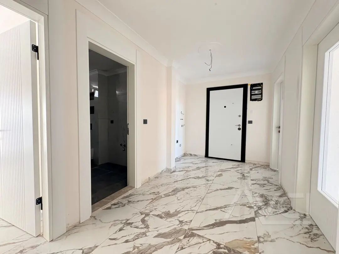 AVCI’DAN NARLI’DA KÖY İÇERİSİNDE 3 KATLI  6+1