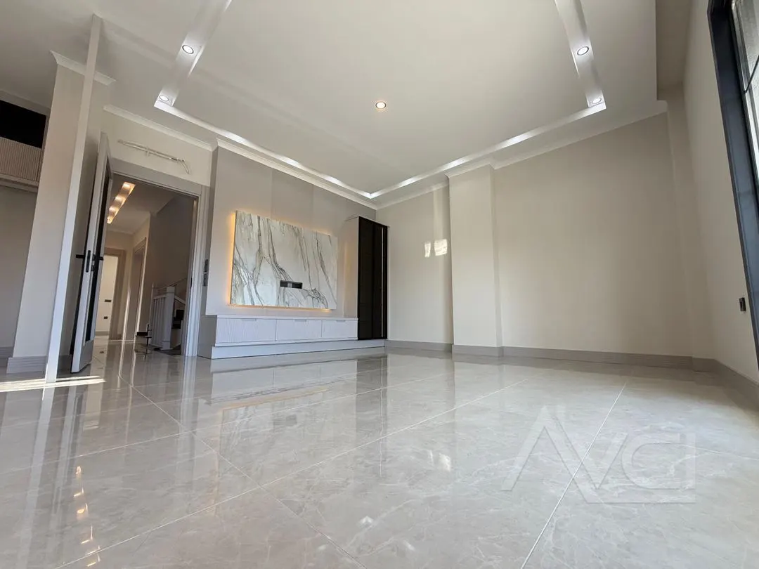 AVCI’DAN 700M2 ARSA İÇİNDE MÜSTAKİL HAVUZLU VİLLA