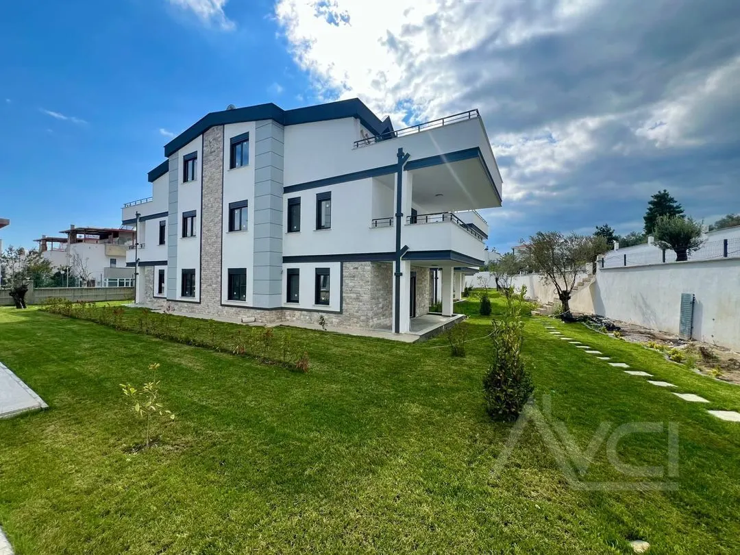 AVCI’DAN DENİZE 300MT HAVUZLU GÜVENLİKLİ GİRİŞTE ODALI 6+1