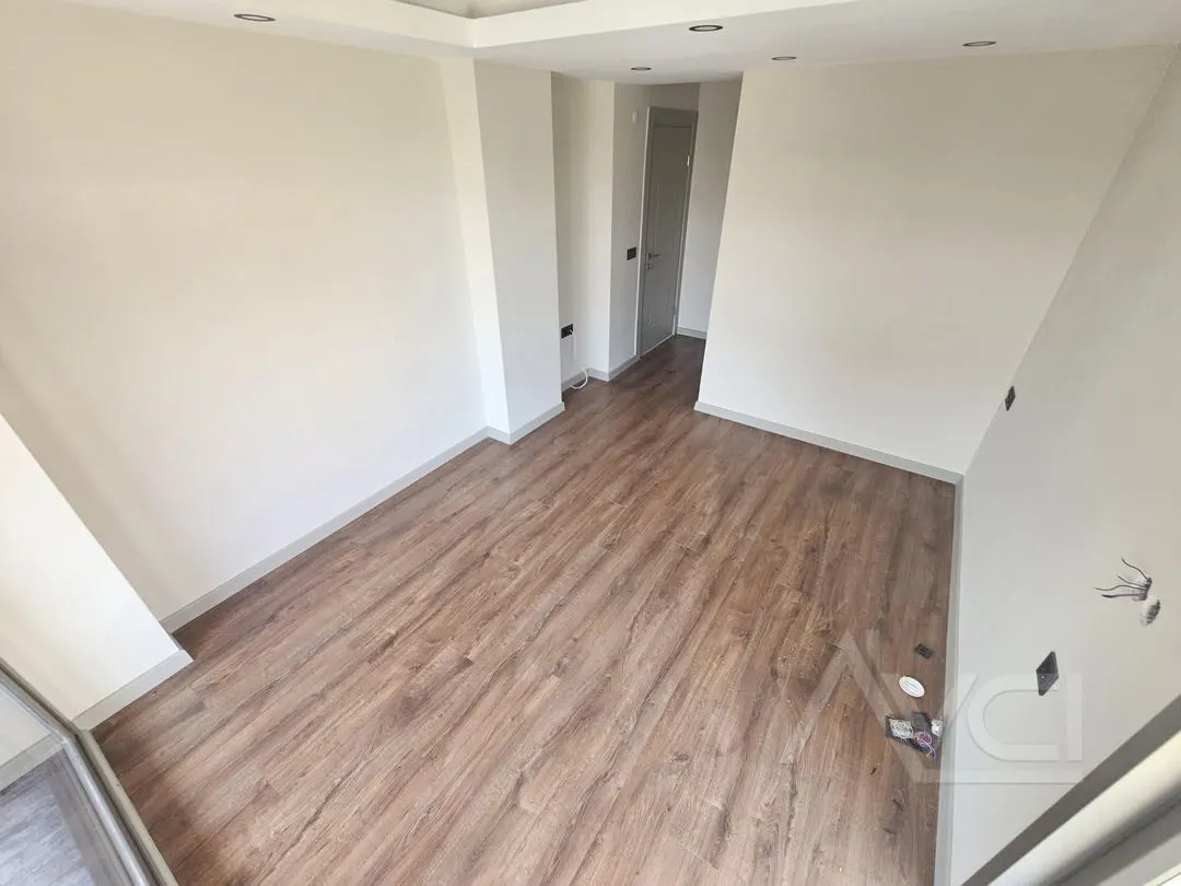 AVCI'DAN YOLUN ALTINDA TAM MÜSTAKİL HAVUZLU LOFT VİLLA