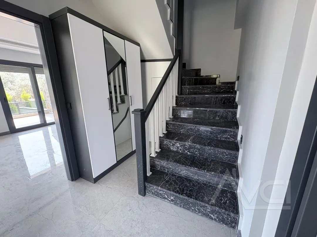 AVCI’DAN İKİZ VİLLA AYRI MUTFAK AYRI GİRİŞ AYRI OTOPARK 3+1