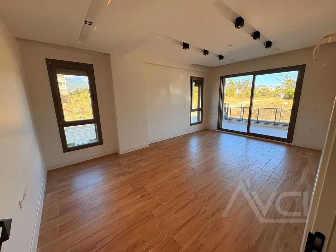 AVCI’DAN GÜRE OTELLER BÖLGESİNDE 2+1 LÜKS DAİRE