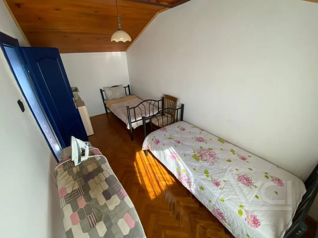 FENERDE DENİZE SIFIR 300M2 ARSA TAM MÜSTAKİL 5+1 VİLLA