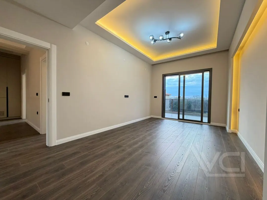 AVCI’DAN FENER’DE 400M2 ARSA GİRİŞ ODALI MÜSTAKİL HAVUZLU VİLLA