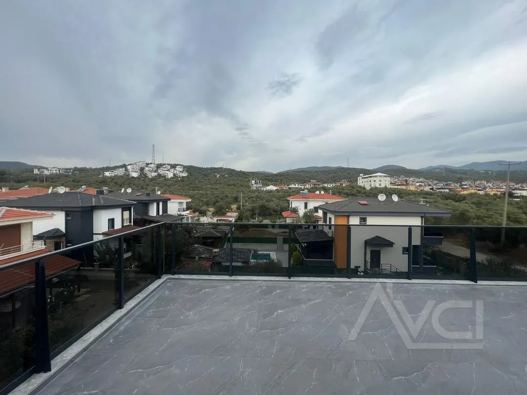 AVCI’DAN DENİZE 50 MT MÜSTAKİL HAVUZLU DENİZ MANZARALI VİLLA