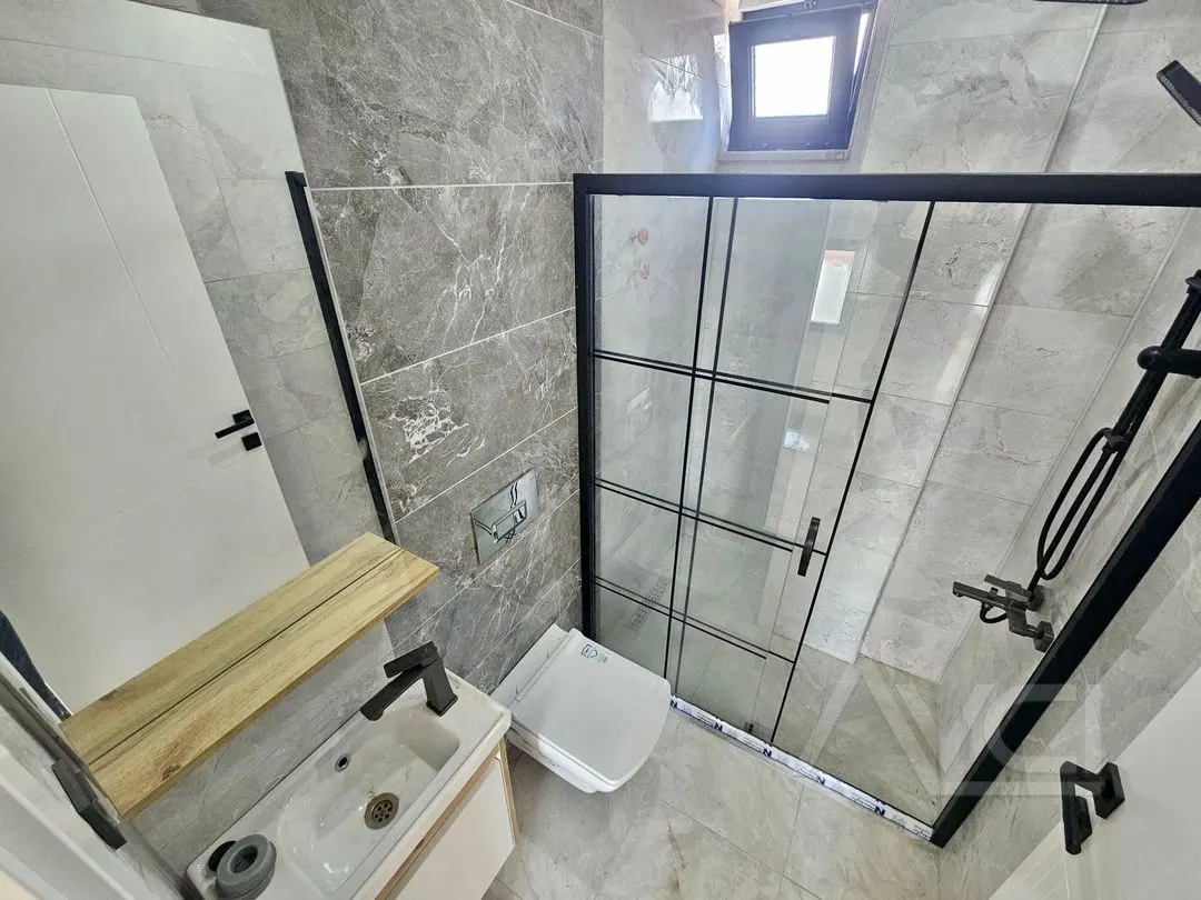AVCI’DAN DENİZE 300 MT YOL ALTINDA 4+1 LÜKS VİLLA