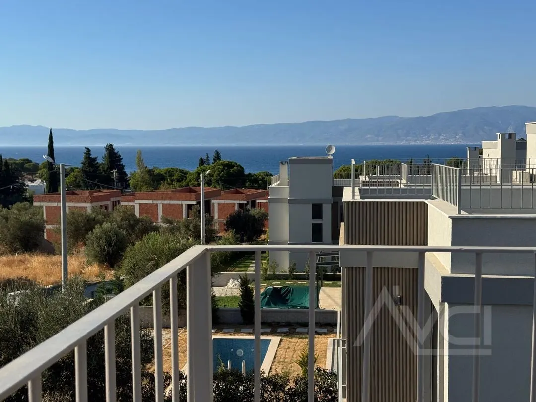 AVCI’DAN 375 M2 ARSALI TAM MÜSTAKİL HAVUZLU VİLLA-DENİZE 400MT