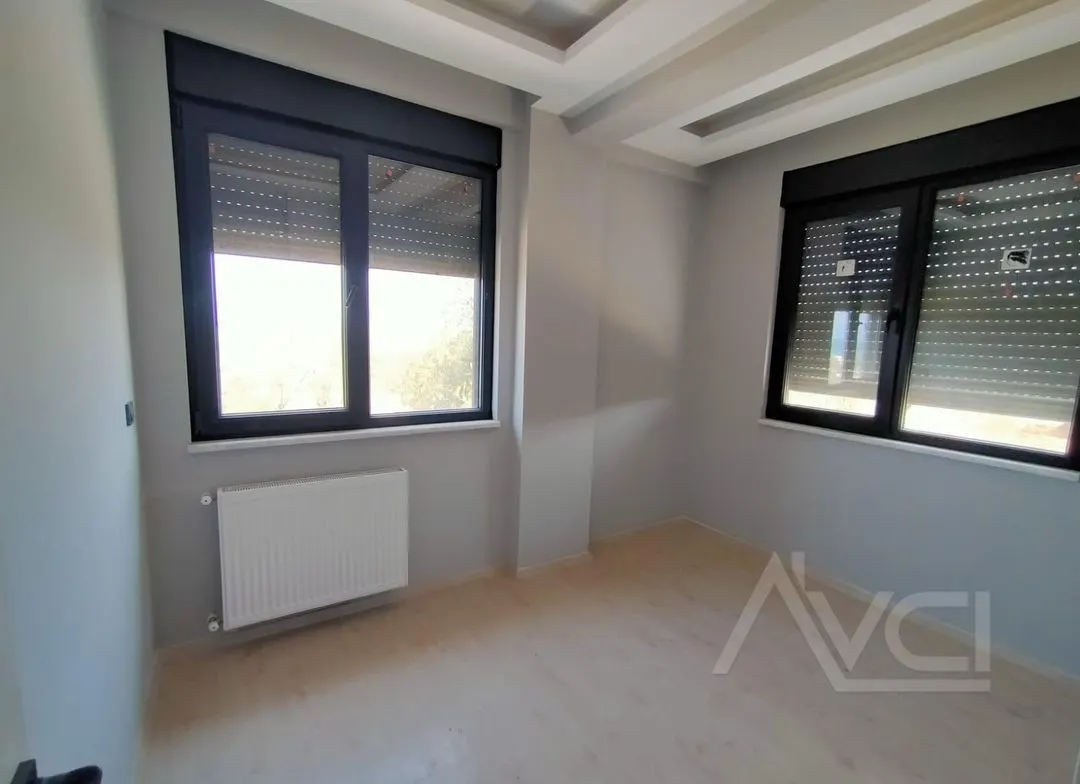 AVCI’DAN TAM MÜSTAKİL DENİZ MANZARALI 275M2 ARSALI VİLLA