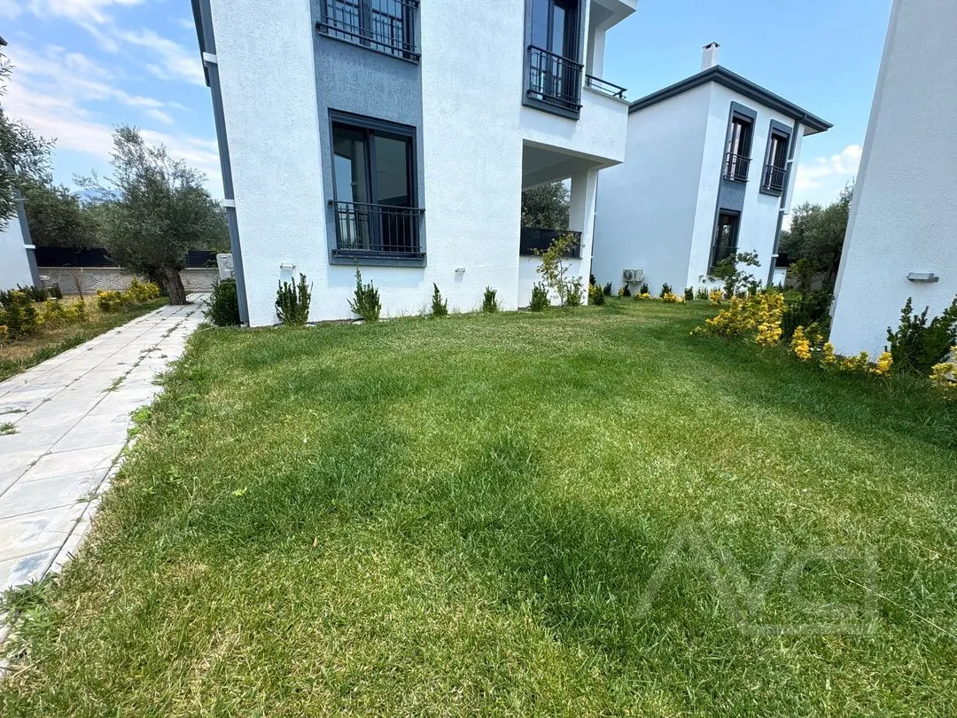 AVCI’DAN SİTE İÇİ LÜKS 5+1 VİLLA
