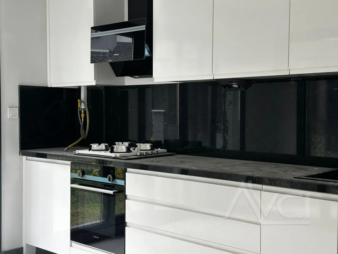 AVCI’DAN ÖREN PLAJA 500MT AYRI MUTFAK 5+1 VİLLA