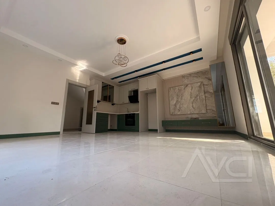 AVCI’DAN GÜRE YOL ALTINDA DENİZE YÜRÜME MESAFESİ 3+1 TERASLI LÜKS FIRSAT VİLLA