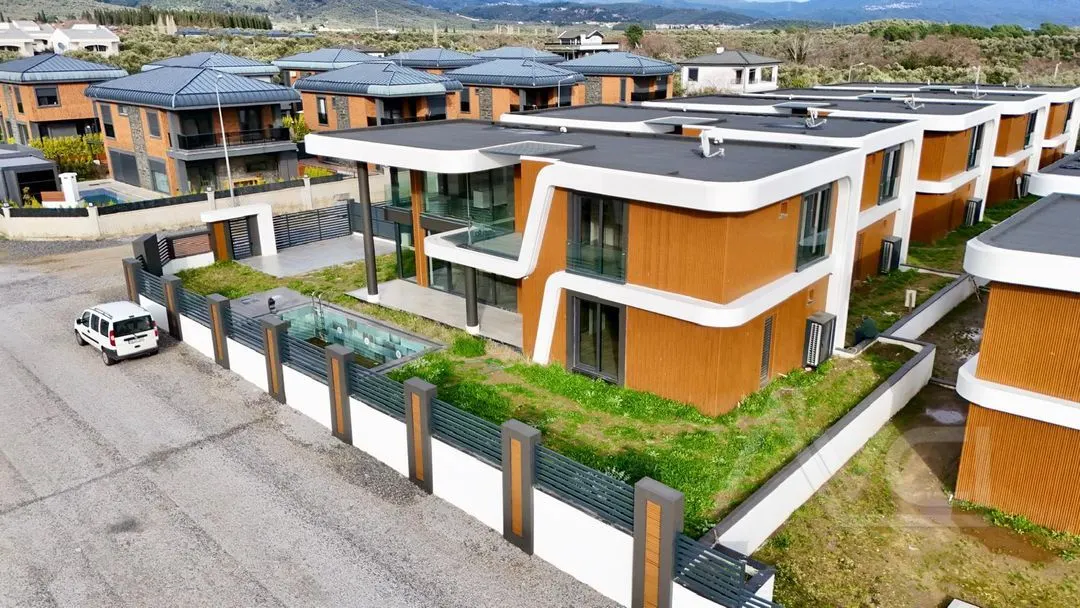 AVCI’DAN 150M2 TABANLI TAM MÜSTAKİL HAVUZLU VİLLA
