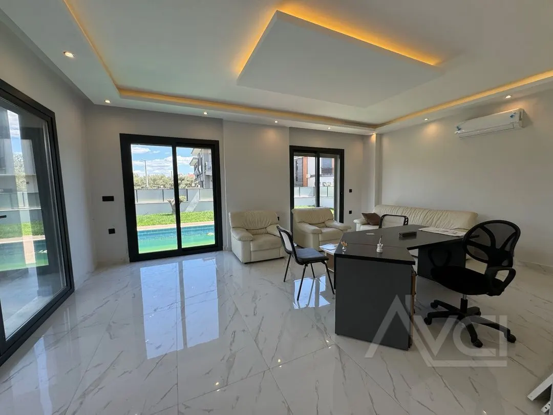 AVCI’DAN DENİZE 150 MT TAM MÜSTAKİL HAVUZLU EMSALSİZ VİLLA