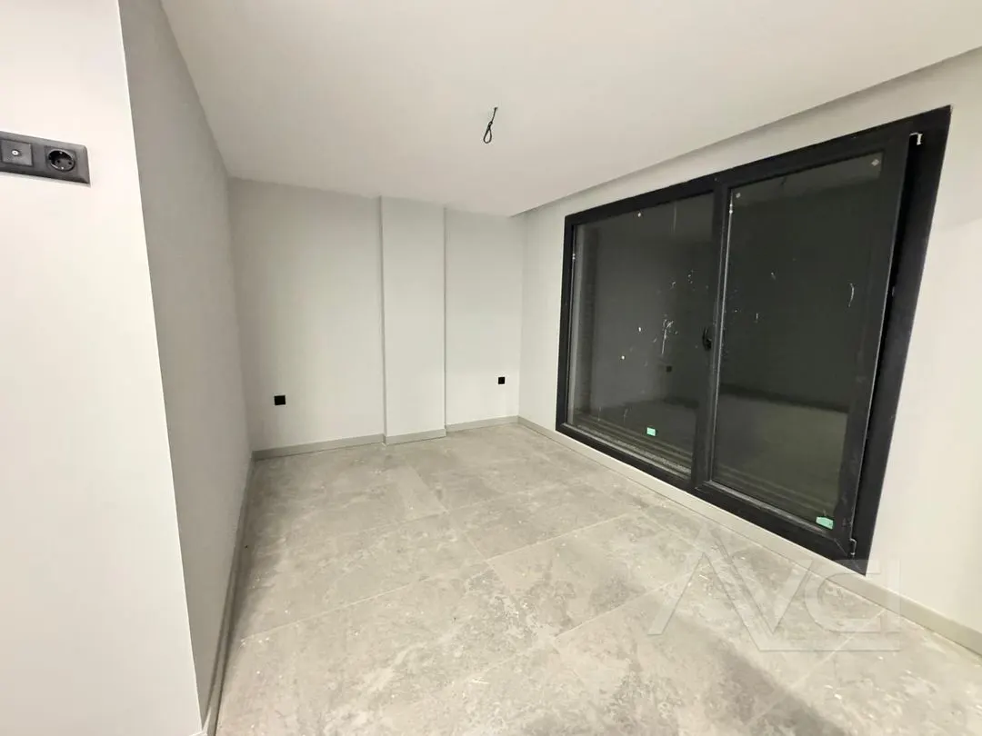 AVCI’DAN TEK YETKİ GÜRE DE DENİZE SIFIR SİTE HAVUZLU 3+1 VİLLA