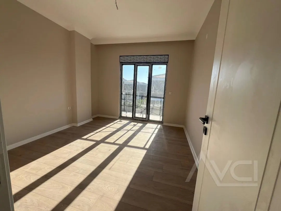 AVCI’DAN 350M2 ARSA İÇİNDE TAM MÜSTAKİL MERKEZİ KONUM VİLLA