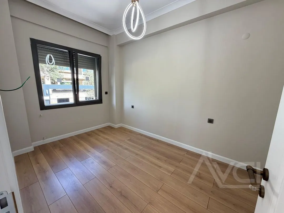 AVCI’DAN GİRİŞTE ODALI TAM MÜSTAKİL HAVUZLU 4+1 VİLLA
