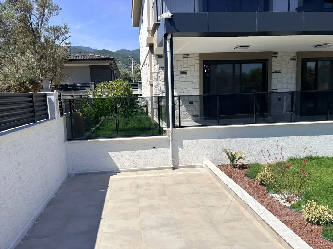 AVCI’DAN GÜRE OTELLER BÖLGESİNDE 4+1 OTOPARKLI BAHÇELİ TEK MÜSTAKİL VİLLA