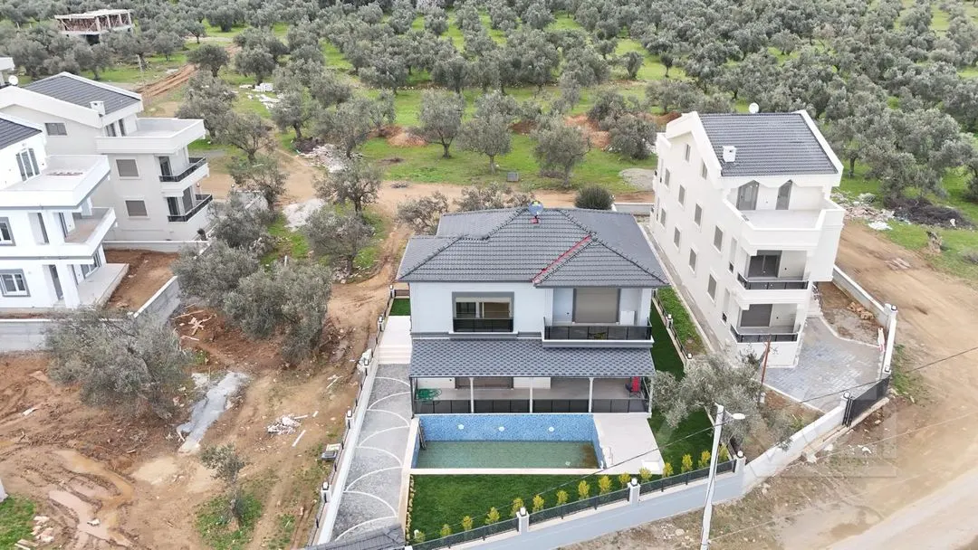 AVCI’DAN 400M2 ARSA GİRİŞ ODA AYRI MUTFAK HAVUZLU 100M2 TABANLI