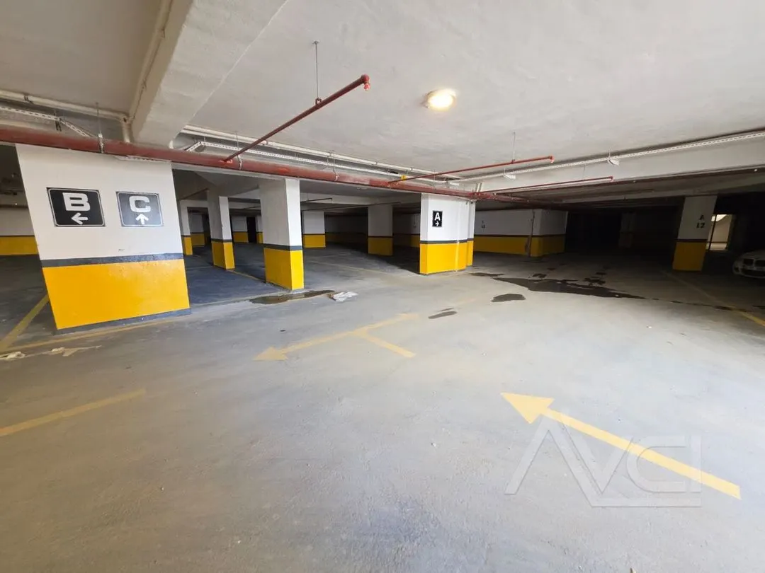 AVCI'DAN ÖREN MODERN'DE YETKİLİ HAVUZLU K.OTOPARKLI 1+1