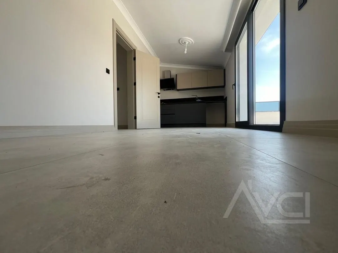 AVCI’DAN NARLI ALTINDA DENİZE 50MT LÜKS TAM MÜSTAKİL VİLLA
