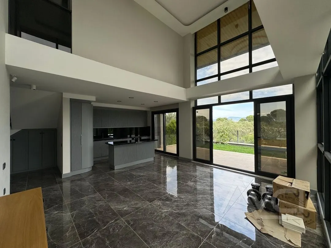 AVCI’DAN 4+1 GİRİŞ ODA HAVUZ GÜVENLİK DENİZ MANZARALI LOFT VİLLA