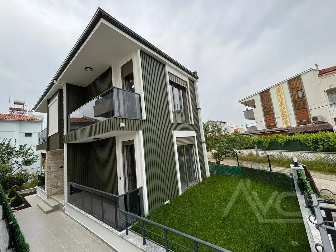 AVCI’DAN TAHTAKUŞLAR’DA DENİZE 50 MT TEK MÜSTAKİL GİRİŞTE ODALI